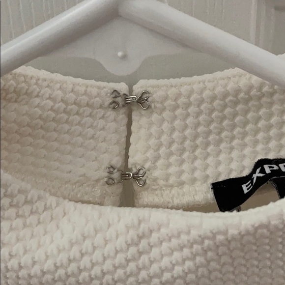 Express Textured Top - Picture 2 of 4